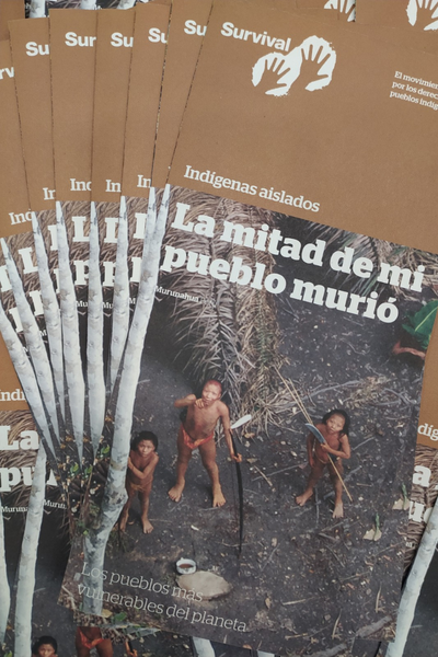 Actívate: distribuye folletos Indígenas no contactados